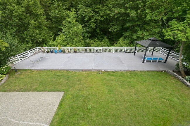 Building Photo - Beautiful 4 Bed 2.5 Bath Home in Renton