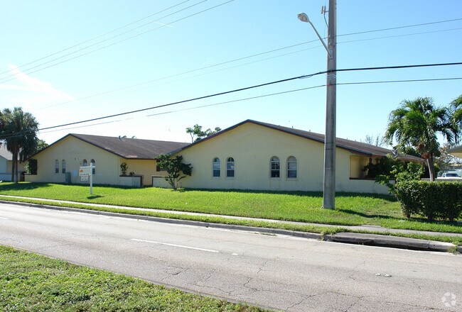Building Photo - 481 Banks Rd Margate, FL 33063