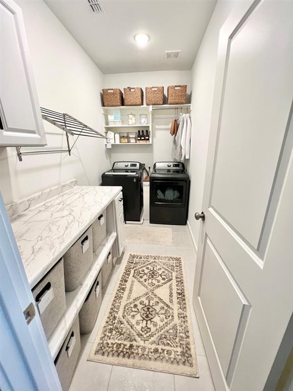 Building Photo - 608 Ballustrade Dr