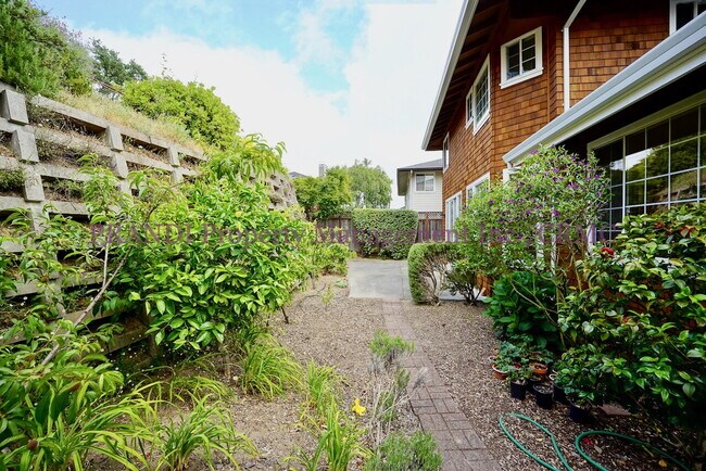 Building Photo - 5-BR Southern Novato Home With 3 Car Garage