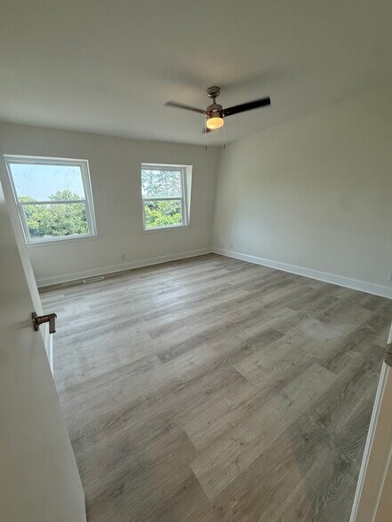 Building Photo - 1169 Boulevard