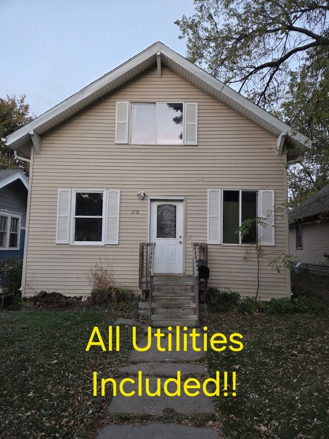 Primary Photo - 610 S Grange Ave