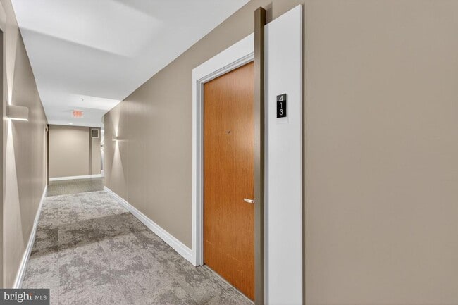 Building Photo - 2120 Vermont Ave NW