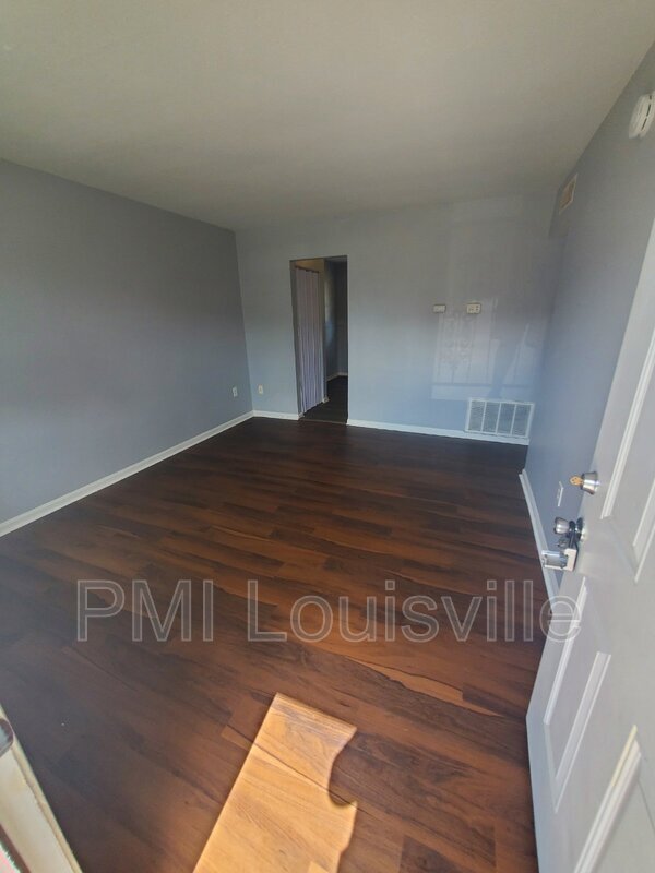 Building Photo - 5511 Yucca Ln