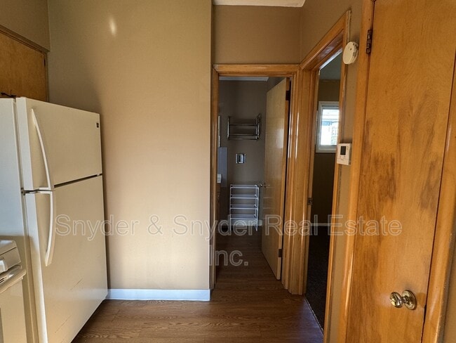 Building Photo - 2350 Newton St