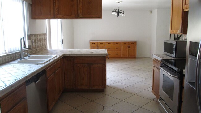Building Photo - 1172 Louden Ln