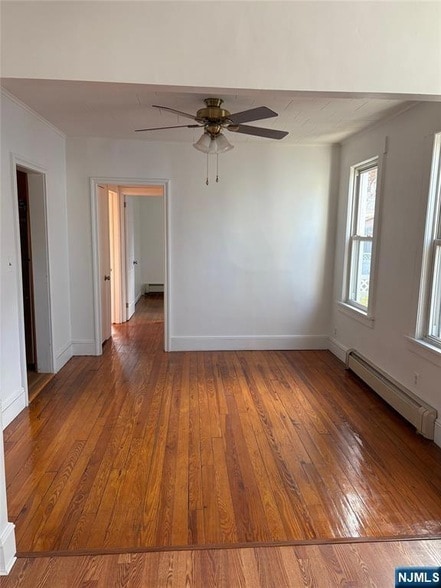 Building Photo - 23 Barrington Ave