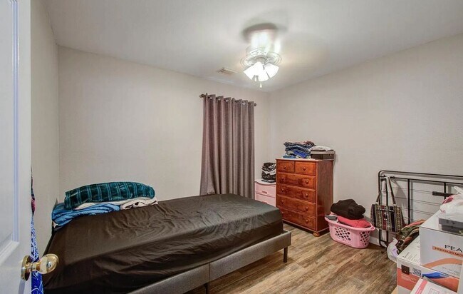 Building Photo - 18135 Flower Grove Ct