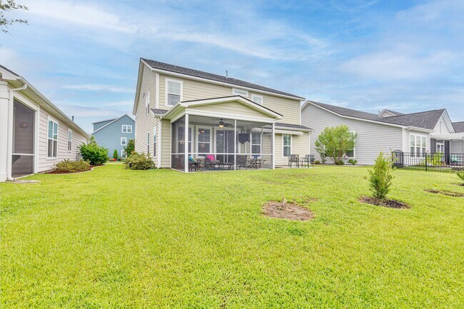 Building Photo - 1399 Berkshire Ave