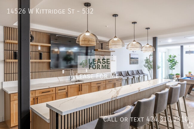 Building Photo - 14526 Kittridge St