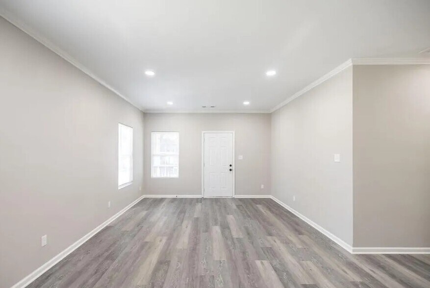 Building Photo - 2609 Beech Ave