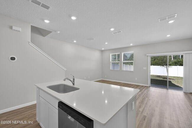 Building Photo - 14522 Macadamia Ln