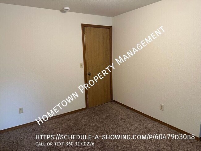 Building Photo - 8526 Oxford Ave SE