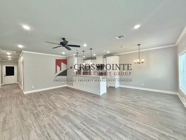 Building Photo - Beautiful 3 Bedroom 2 Bathroom Home!