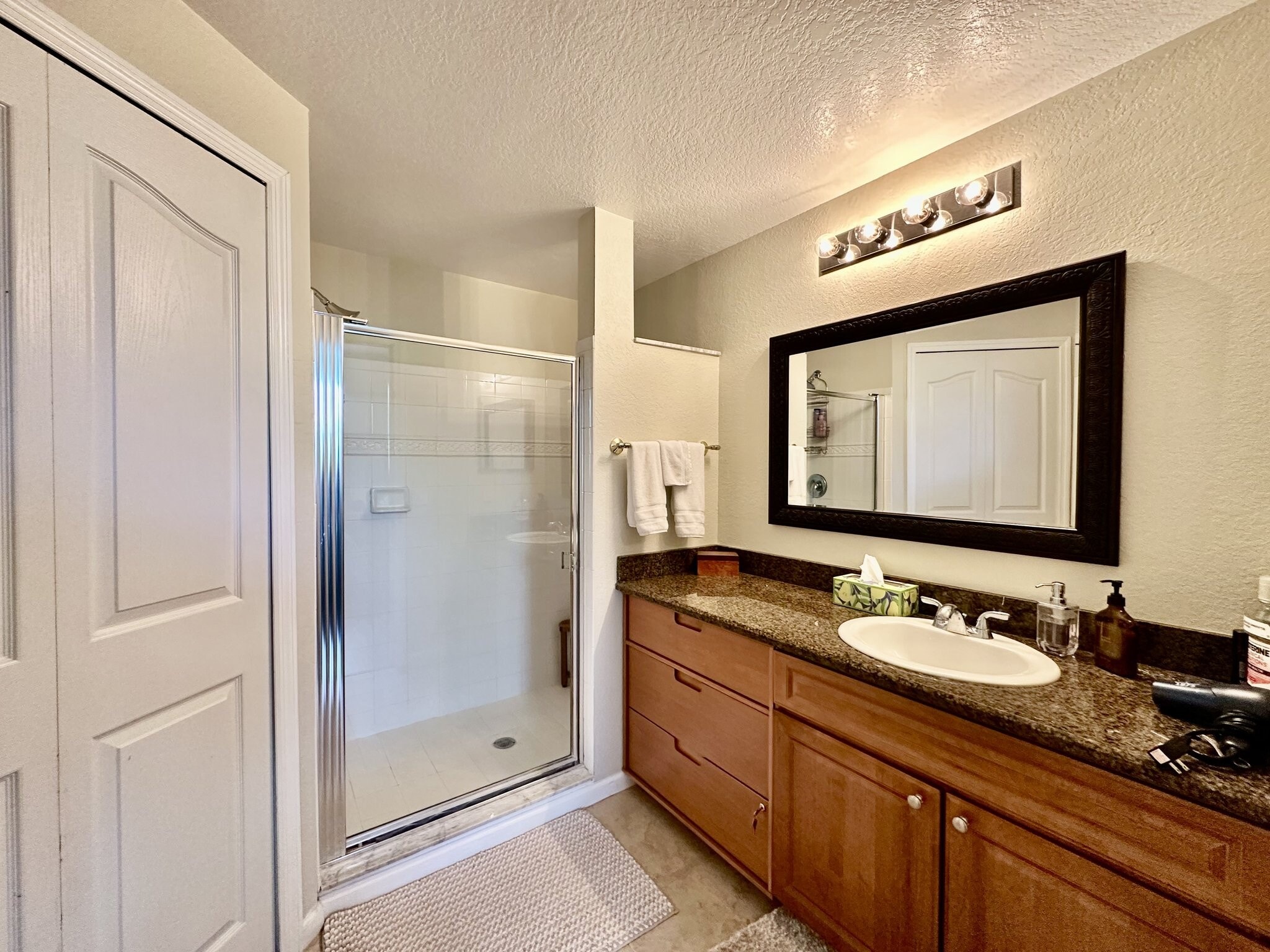 Building Photo - 12935 Violino Ln