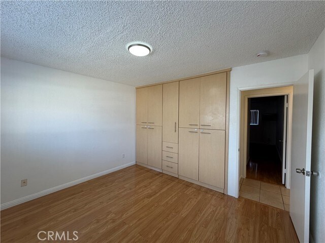 Building Photo - 240 W Verdugo Ave