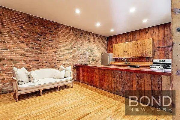 Building Photo - 2 bedroom in New York NY 10003