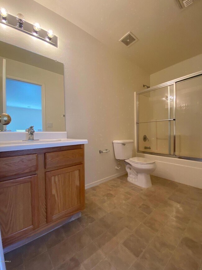 Building Photo - 12360 W Heatherbrae Dr