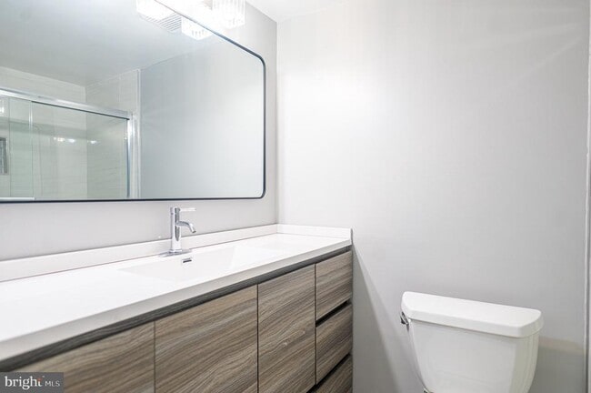 Building Photo - 12211 Braxfield Ct