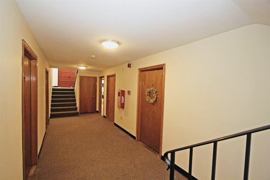 Hallway - 9 Louisburg Square