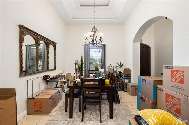 Building Photo - 3362 Midlands Cir