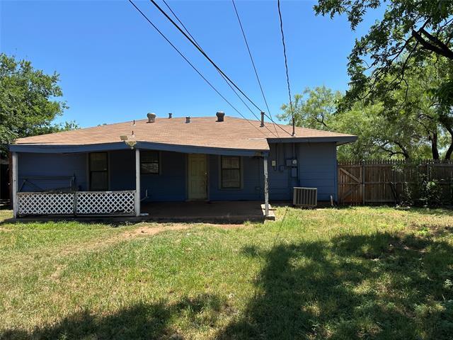 Building Photo - 3296 Sandefer St