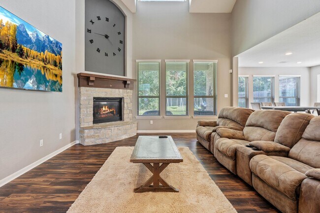Building Photo - 3544 Woods Estates Dr