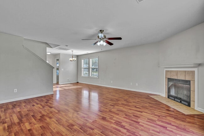 Building Photo - 138 Bermuda Lakes Dr