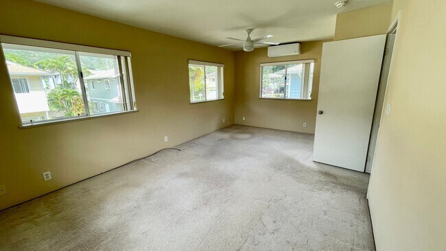 Building Photo - PET FRIENDLY 3 Bed/ 2.5 Bath Home with PV for LOW Electricity in Mililani!!