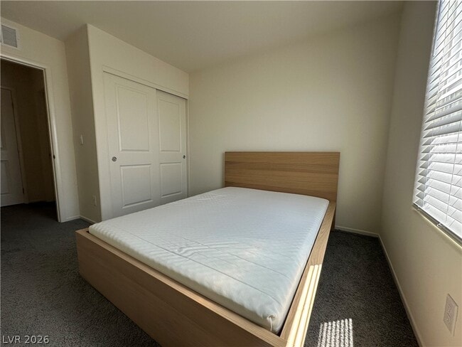 Building Photo - 4926 Fern Mesa Ave