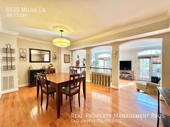 Building Photo - 6539 Milva Ln