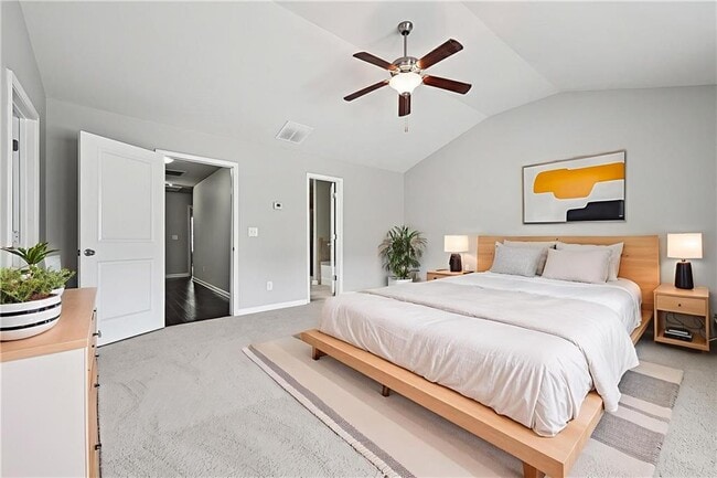 Building Photo - 5550 Lightheart Ct