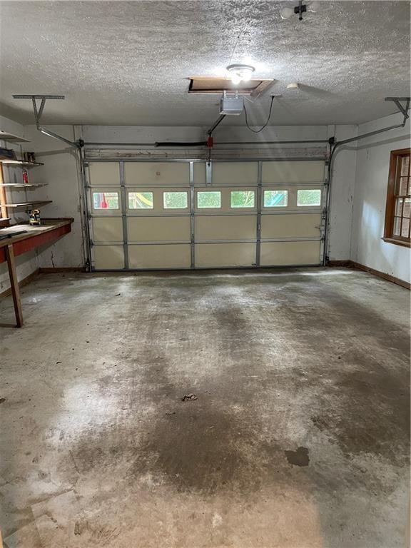 Building Photo - 682 E Morningside Dr NE