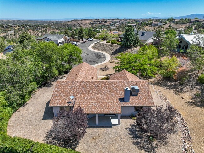 Building Photo - 3 Bedroom, 2 Bath, 2 Car Garage For Rent in Prescott!