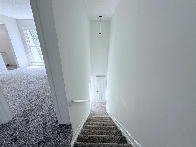 Building Photo - 4383 Idlewood Ln