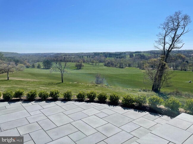 Building Photo - 2601 Butler Rd