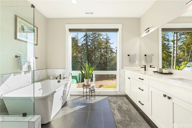 Building Photo - 1615 Polnell Rd