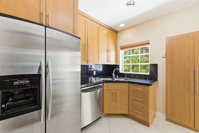 Building Photo - 3300 Segovia St