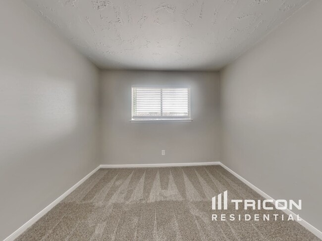 Building Photo - 23238 Briarcreek Blvd
