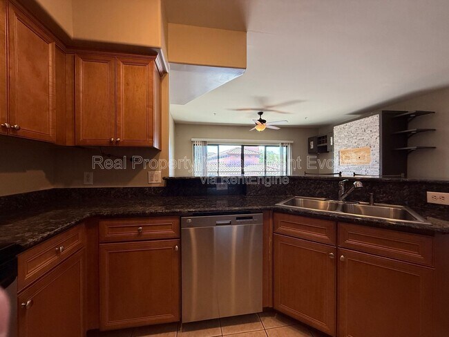 Building Photo - 20660 N 40th St