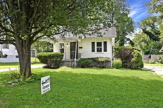 Building Photo - 1810 Fust Ave