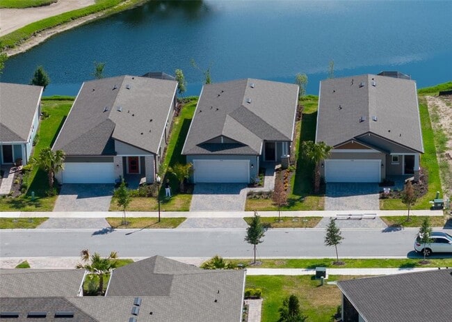 Building Photo - 3778 Maxwell Park Dr