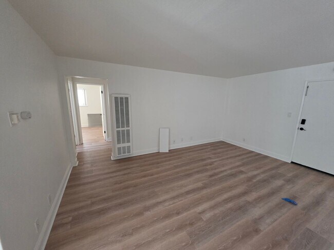 Building Photo - Discover 3528-3538 Agate in Santa Clara Open House Sunday August 2nd from 12noon-3pm