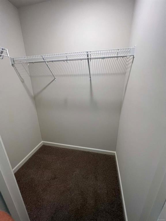 Building Photo - 750 Park Ln