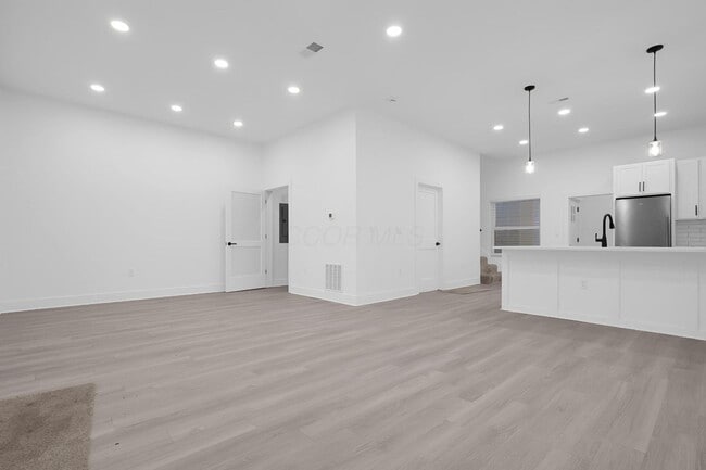 Building Photo - 932 Wagner St