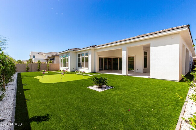 Building Photo - 12469 N 93rd Way