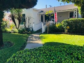 Building Photo - 10802 Howard St