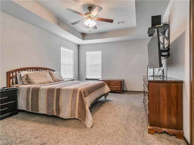 Building Photo - Welcome to this amazing home situated on a...