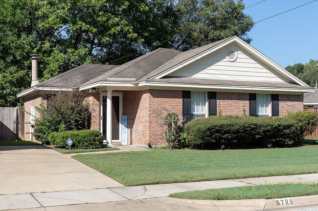 Building Photo - 6725 Taylor Ridge Rd