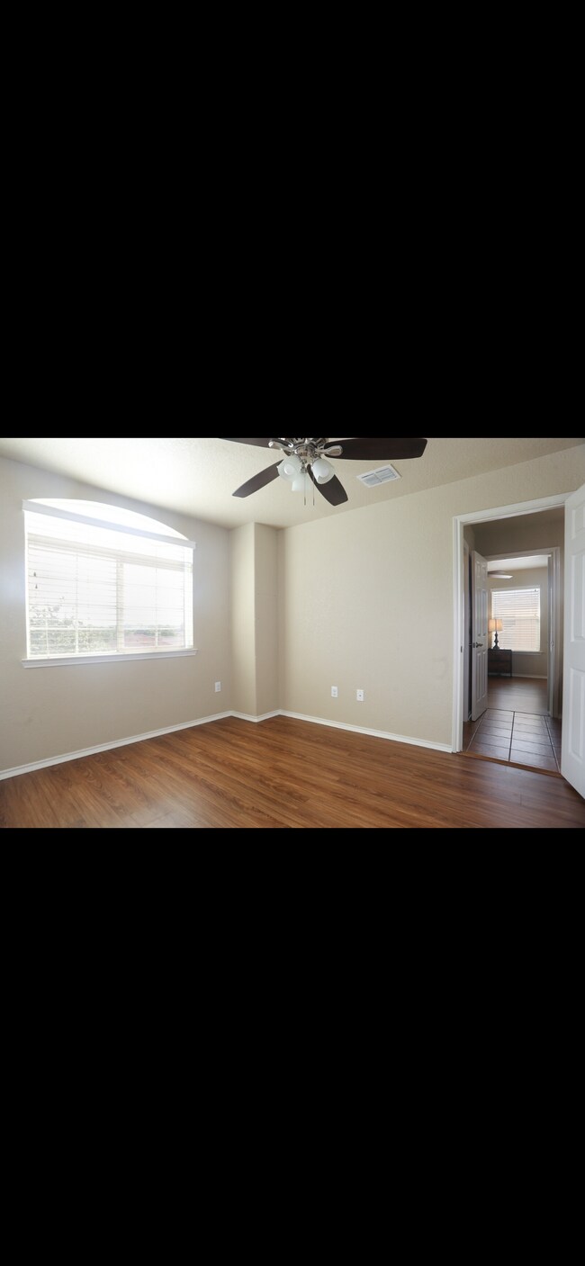 Building Photo - 14423 Devout